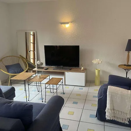 Maison De Plain Pied Avec Terrasse, 2 Chambres, Proche Et Centre-ville, Climatisee Et Pmr - Fr-1-225c-102 Holiday home *